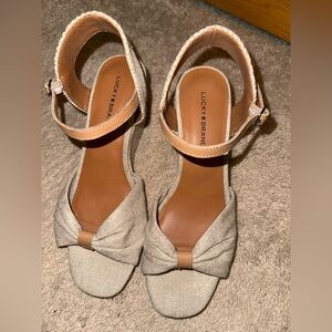 Lucky Brand Cream Wedges Stylish Comfort
